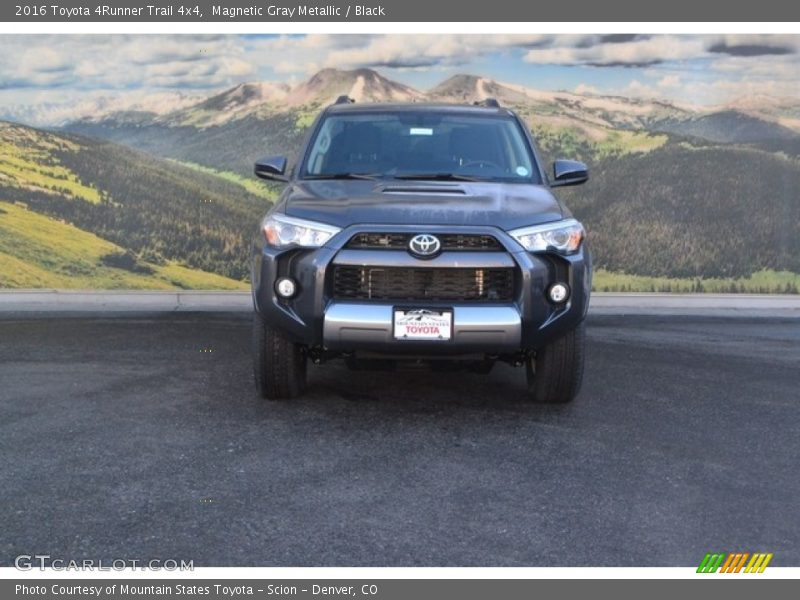 Magnetic Gray Metallic / Black 2016 Toyota 4Runner Trail 4x4
