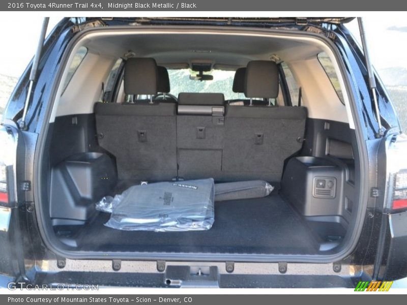 Midnight Black Metallic / Black 2016 Toyota 4Runner Trail 4x4