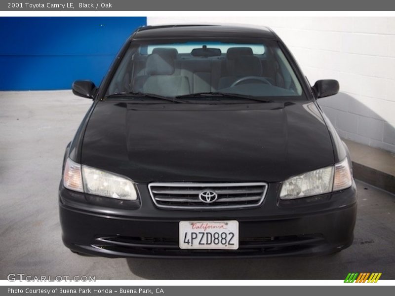 Black / Oak 2001 Toyota Camry LE