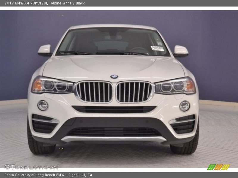 Alpine White / Black 2017 BMW X4 xDrive28i