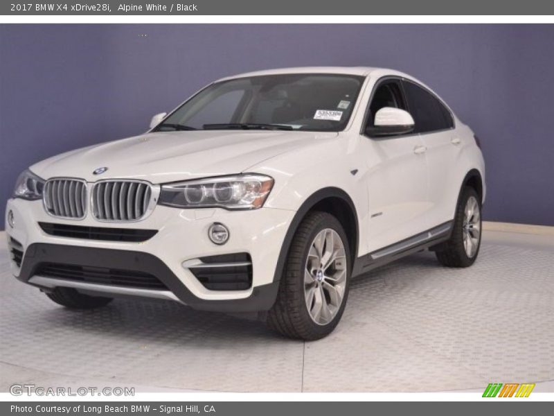 Alpine White / Black 2017 BMW X4 xDrive28i