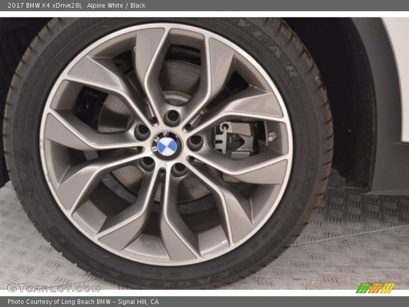 Alpine White / Black 2017 BMW X4 xDrive28i