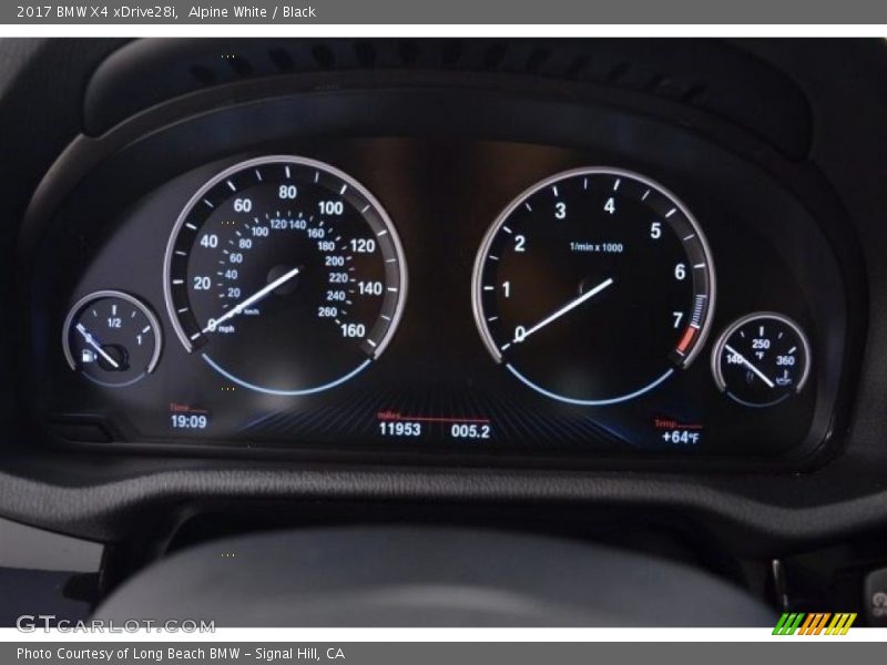 Alpine White / Black 2017 BMW X4 xDrive28i