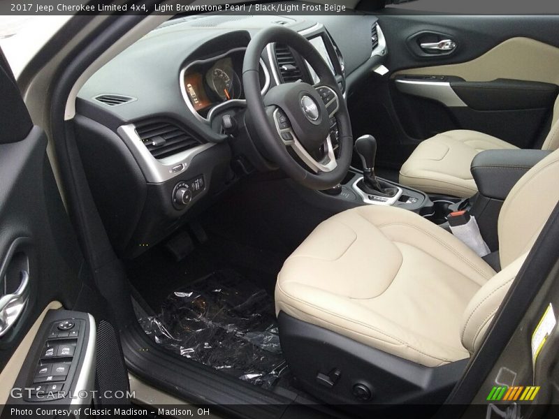 Light Brownstone Pearl / Black/Light Frost Beige 2017 Jeep Cherokee Limited 4x4
