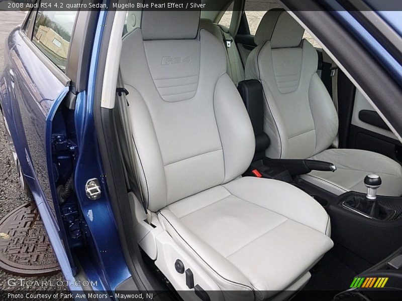 Front Seat of 2008 RS4 4.2 quattro Sedan