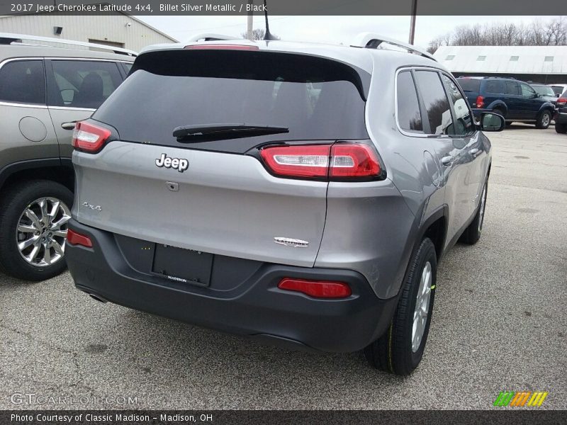 Billet Silver Metallic / Black 2017 Jeep Cherokee Latitude 4x4