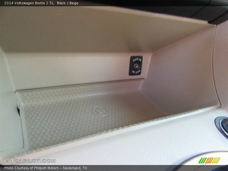 Black / Beige 2014 Volkswagen Beetle 2.5L