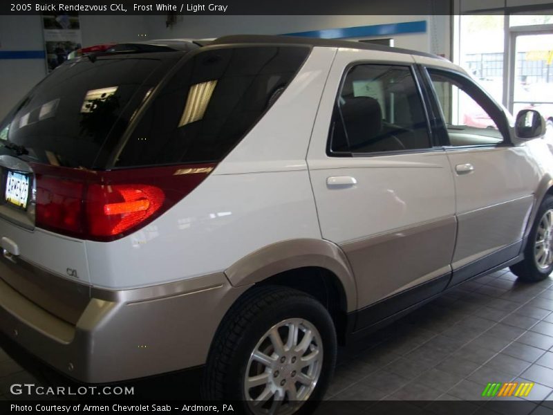Frost White / Light Gray 2005 Buick Rendezvous CXL