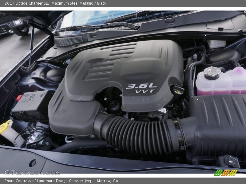 Maximum Steel Metallic / Black 2017 Dodge Charger SE