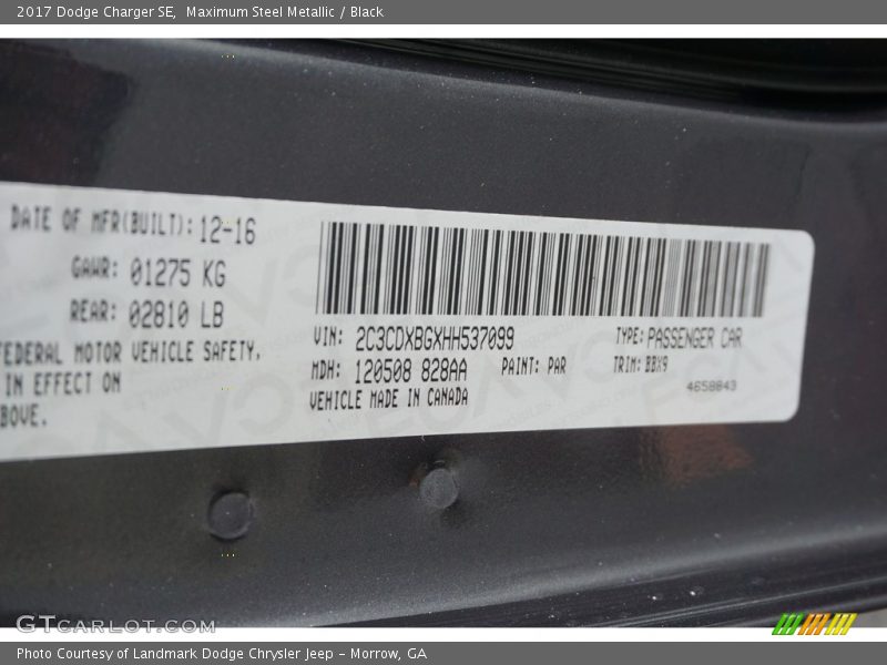 Maximum Steel Metallic / Black 2017 Dodge Charger SE