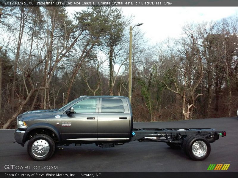  2017 5500 Tradesman Crew Cab 4x4 Chassis Granite Crystal Metallic