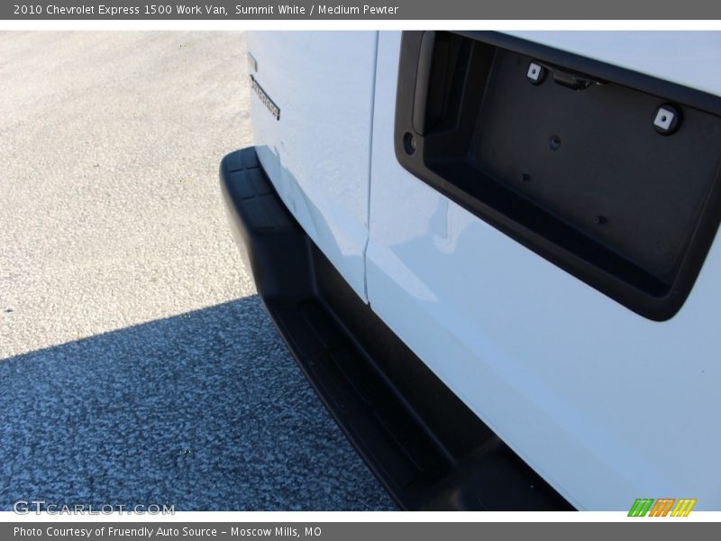 Summit White / Medium Pewter 2010 Chevrolet Express 1500 Work Van