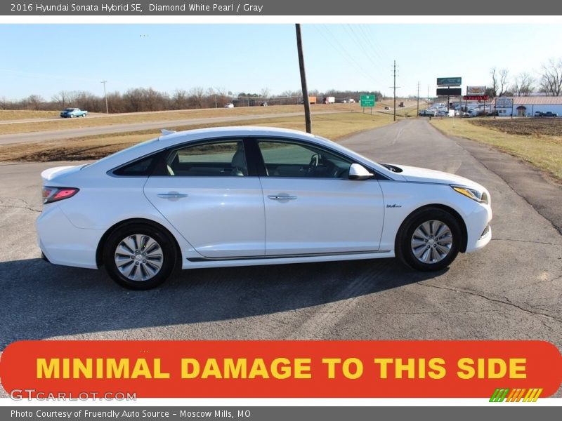 Diamond White Pearl / Gray 2016 Hyundai Sonata Hybrid SE