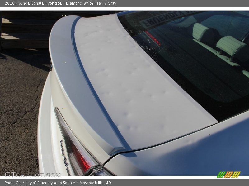 Diamond White Pearl / Gray 2016 Hyundai Sonata Hybrid SE