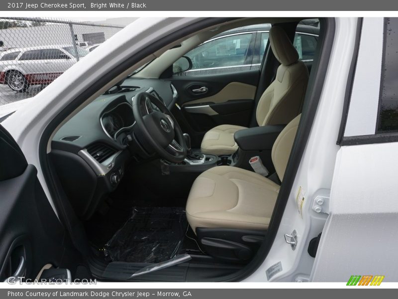 Bright White / Black 2017 Jeep Cherokee Sport