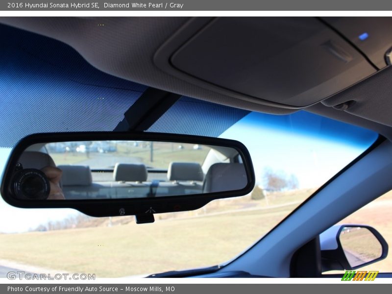 Diamond White Pearl / Gray 2016 Hyundai Sonata Hybrid SE