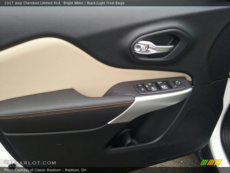 Bright White / Black/Light Frost Beige 2017 Jeep Cherokee Limited 4x4