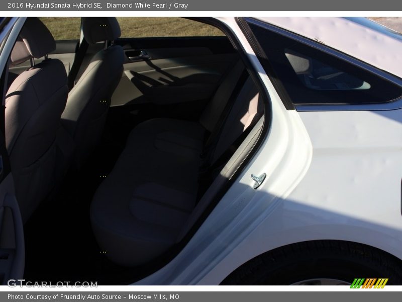 Diamond White Pearl / Gray 2016 Hyundai Sonata Hybrid SE