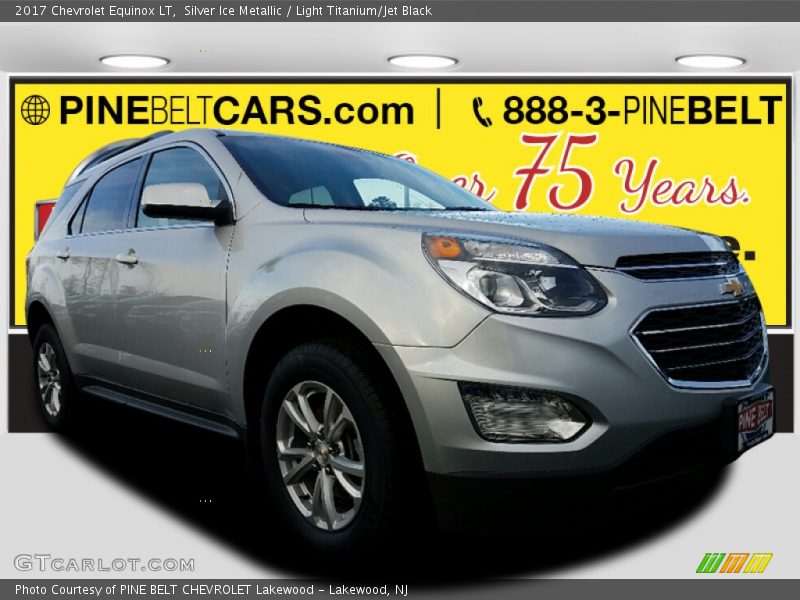 Silver Ice Metallic / Light Titanium/Jet Black 2017 Chevrolet Equinox LT