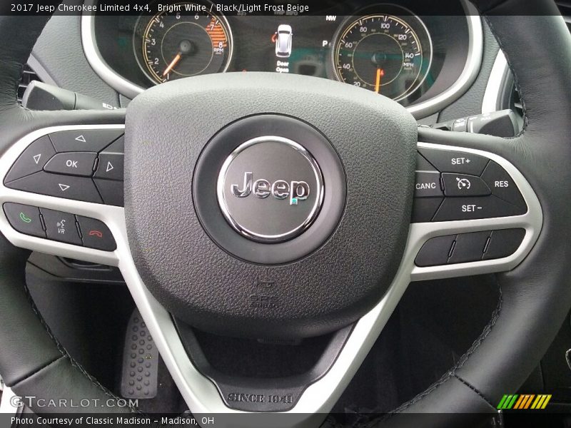 Bright White / Black/Light Frost Beige 2017 Jeep Cherokee Limited 4x4