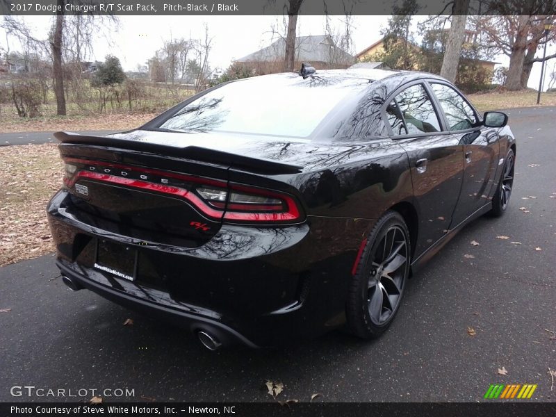 Pitch-Black / Black 2017 Dodge Charger R/T Scat Pack