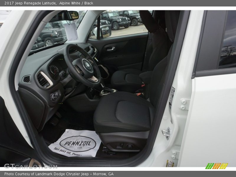 Alpine White / Black 2017 Jeep Renegade Latitude