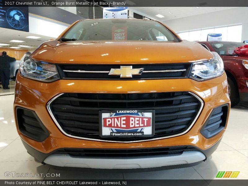 Orange Burst Metallic / Jet Black/­Brandy 2017 Chevrolet Trax LT
