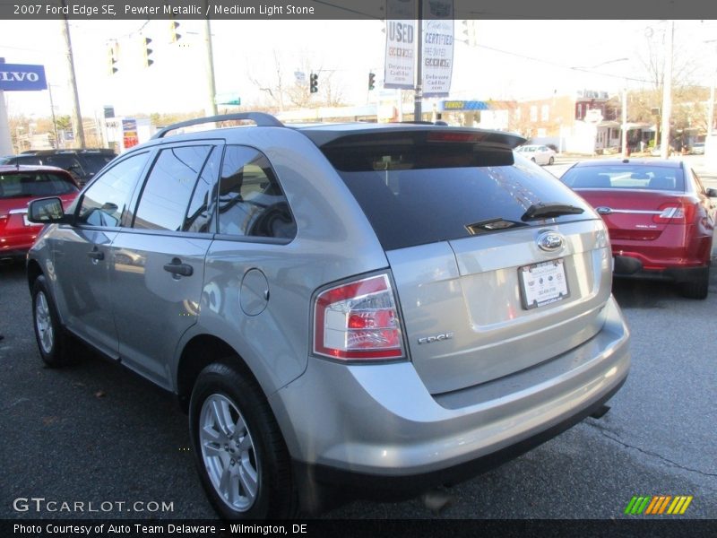 Pewter Metallic / Medium Light Stone 2007 Ford Edge SE