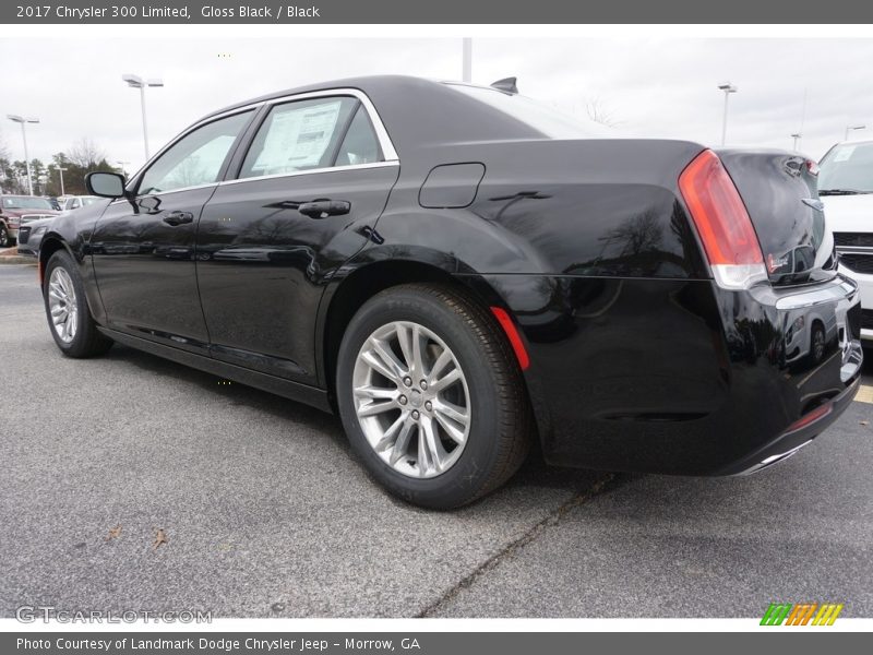Gloss Black / Black 2017 Chrysler 300 Limited