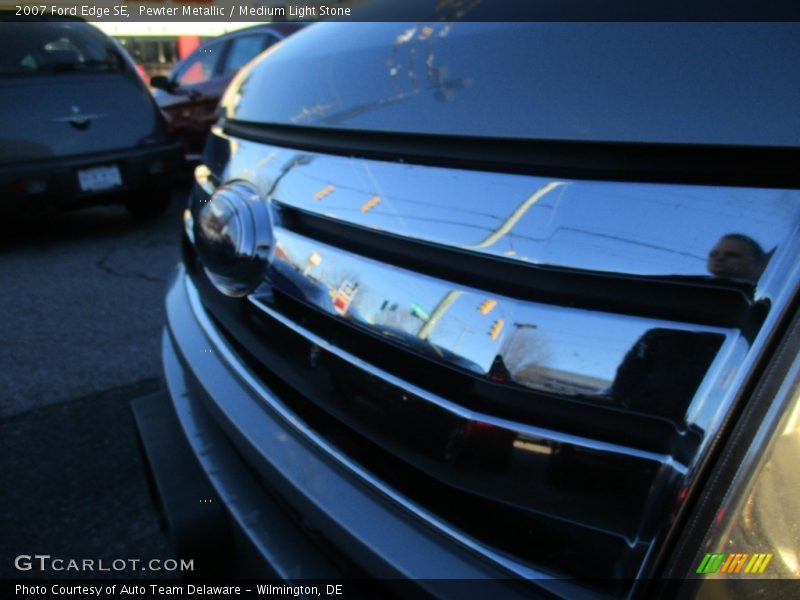 Pewter Metallic / Medium Light Stone 2007 Ford Edge SE