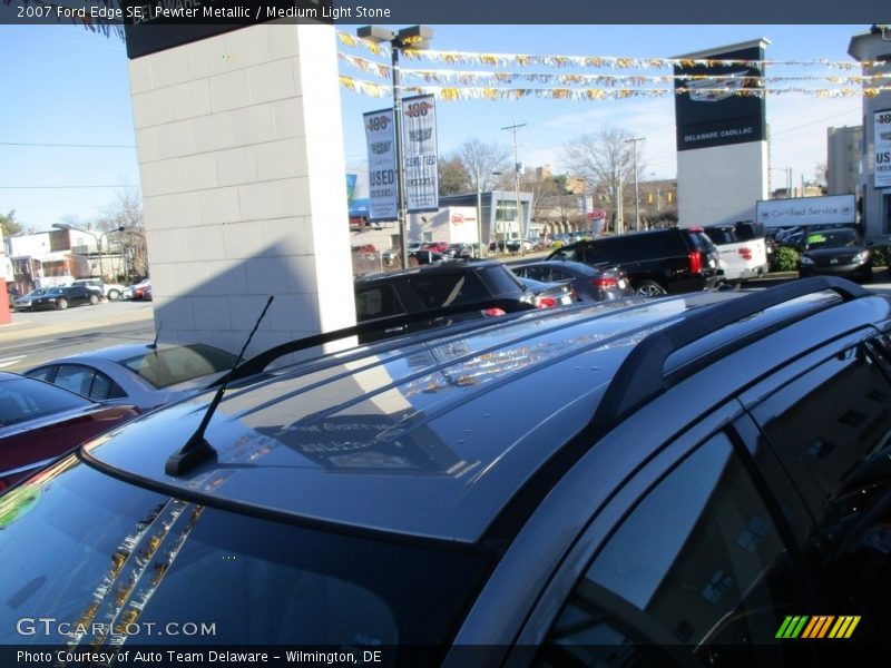 Pewter Metallic / Medium Light Stone 2007 Ford Edge SE