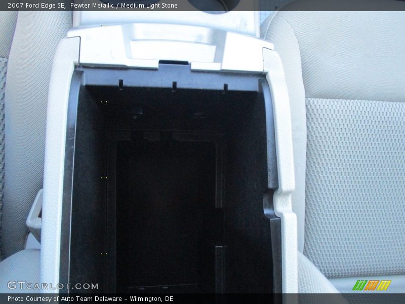 Pewter Metallic / Medium Light Stone 2007 Ford Edge SE