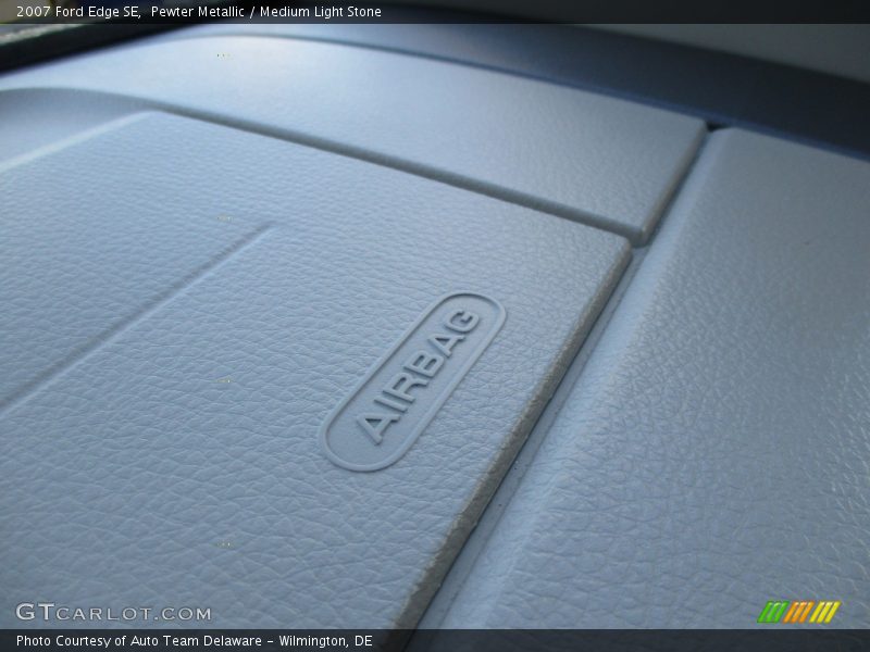 Pewter Metallic / Medium Light Stone 2007 Ford Edge SE