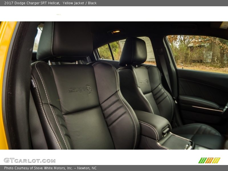 Yellow Jacket / Black 2017 Dodge Charger SRT Hellcat