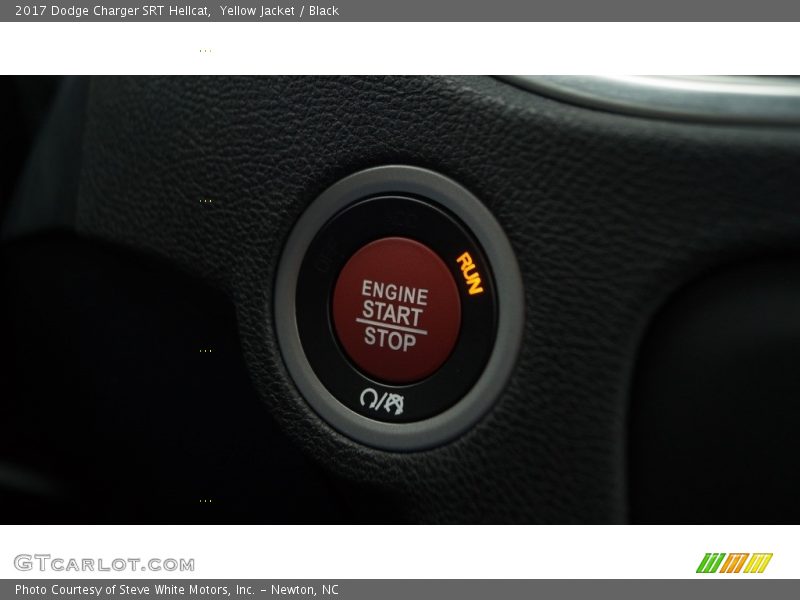 Yellow Jacket / Black 2017 Dodge Charger SRT Hellcat