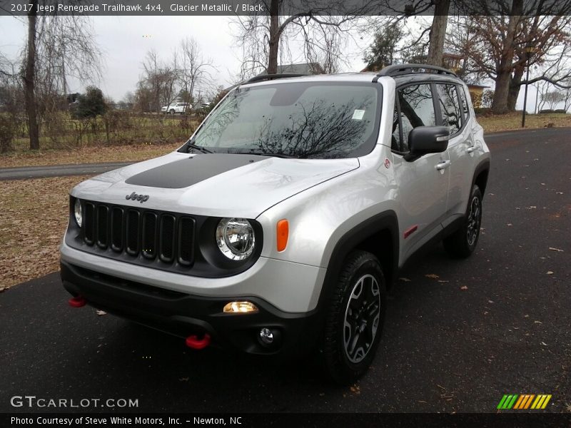 Glacier Metallic / Black 2017 Jeep Renegade Trailhawk 4x4