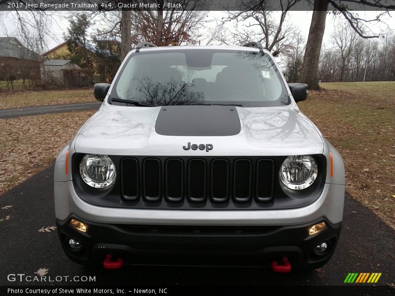 Glacier Metallic / Black 2017 Jeep Renegade Trailhawk 4x4