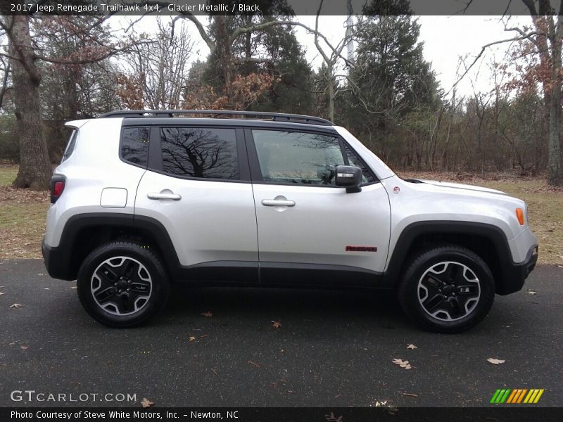 Glacier Metallic / Black 2017 Jeep Renegade Trailhawk 4x4