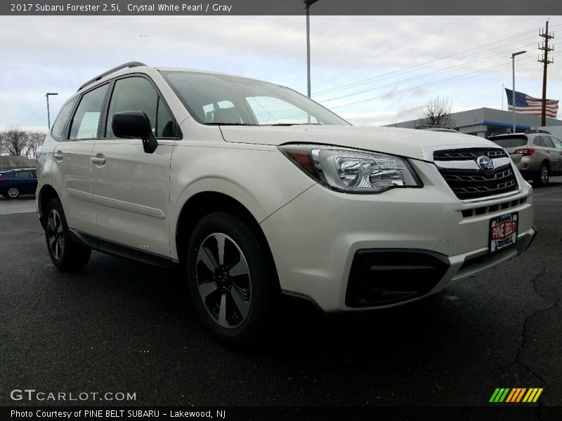 Crystal White Pearl / Gray 2017 Subaru Forester 2.5i