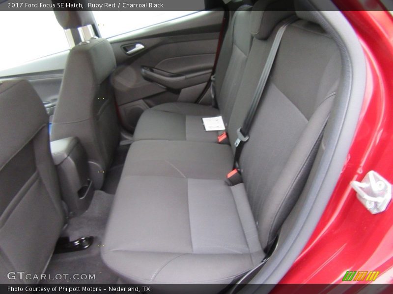 Ruby Red / Charcoal Black 2017 Ford Focus SE Hatch