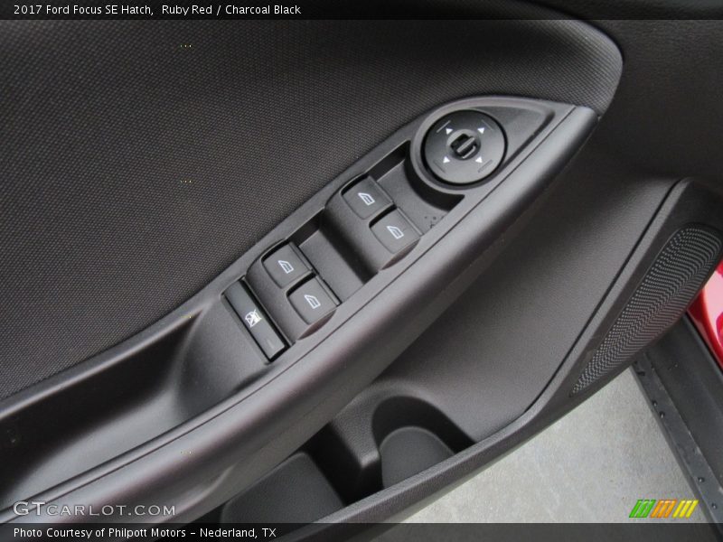 Ruby Red / Charcoal Black 2017 Ford Focus SE Hatch
