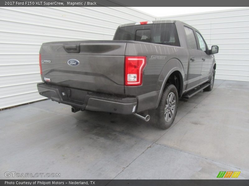Magnetic / Black 2017 Ford F150 XLT SuperCrew