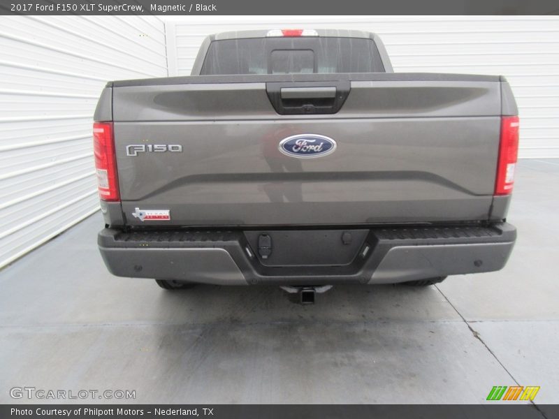 Magnetic / Black 2017 Ford F150 XLT SuperCrew