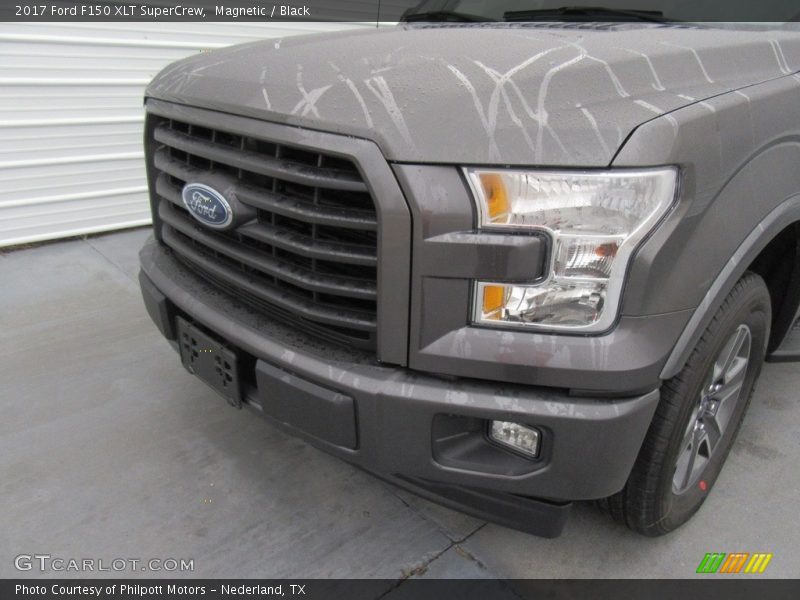 Magnetic / Black 2017 Ford F150 XLT SuperCrew