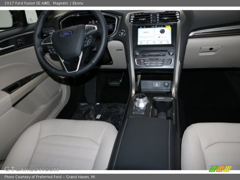Magnetic / Ebony 2017 Ford Fusion SE AWD