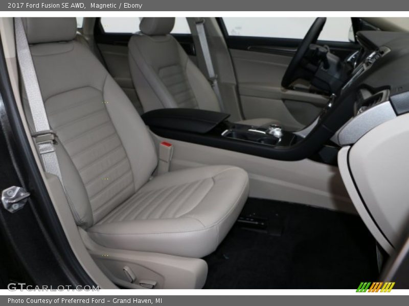 Magnetic / Ebony 2017 Ford Fusion SE AWD