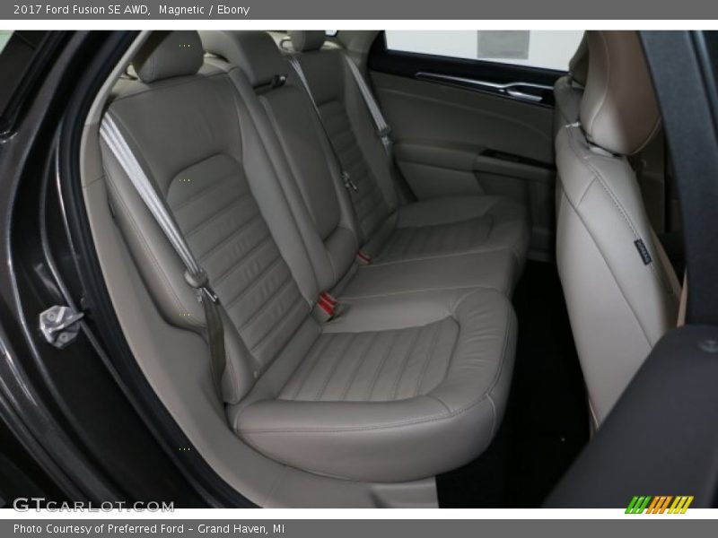 Magnetic / Ebony 2017 Ford Fusion SE AWD