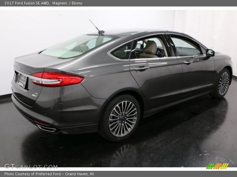 Magnetic / Ebony 2017 Ford Fusion SE AWD