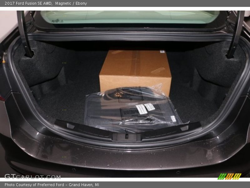 Magnetic / Ebony 2017 Ford Fusion SE AWD