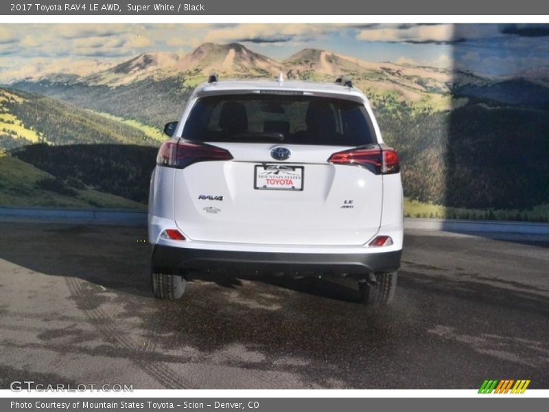 Super White / Black 2017 Toyota RAV4 LE AWD